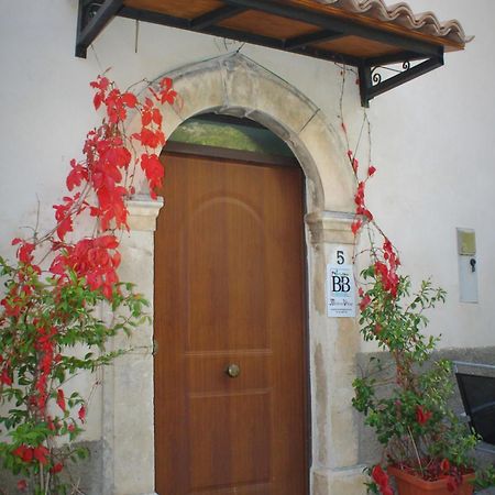 Medieval Village Of Pacentro Dış mekan fotoğraf