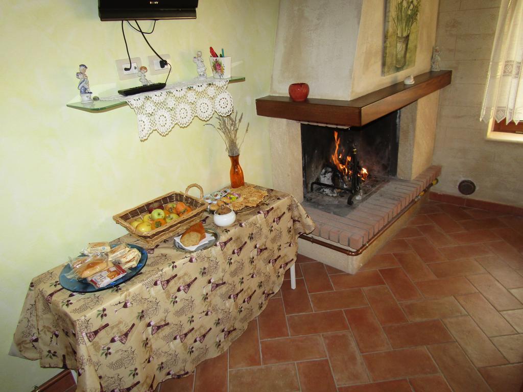 Medieval Village Of Pacentro Oda fotoğraf